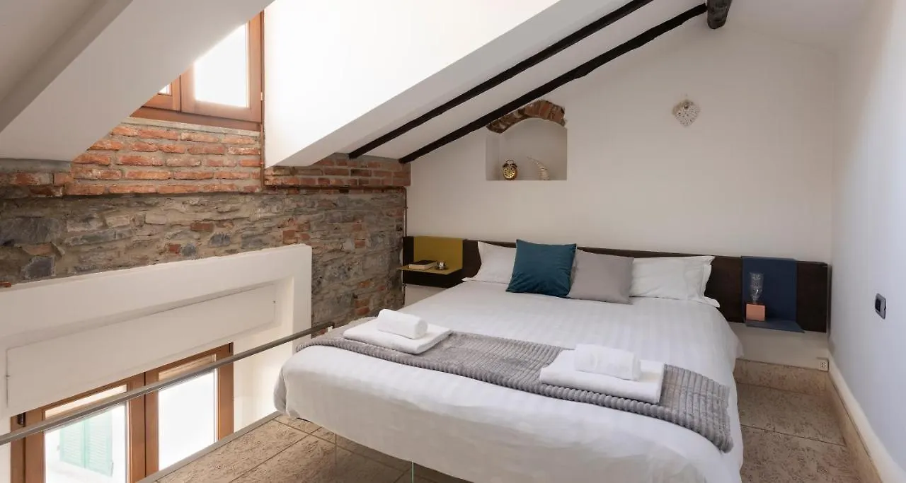 Joivy Cosy Apt In Como Centre 公寓